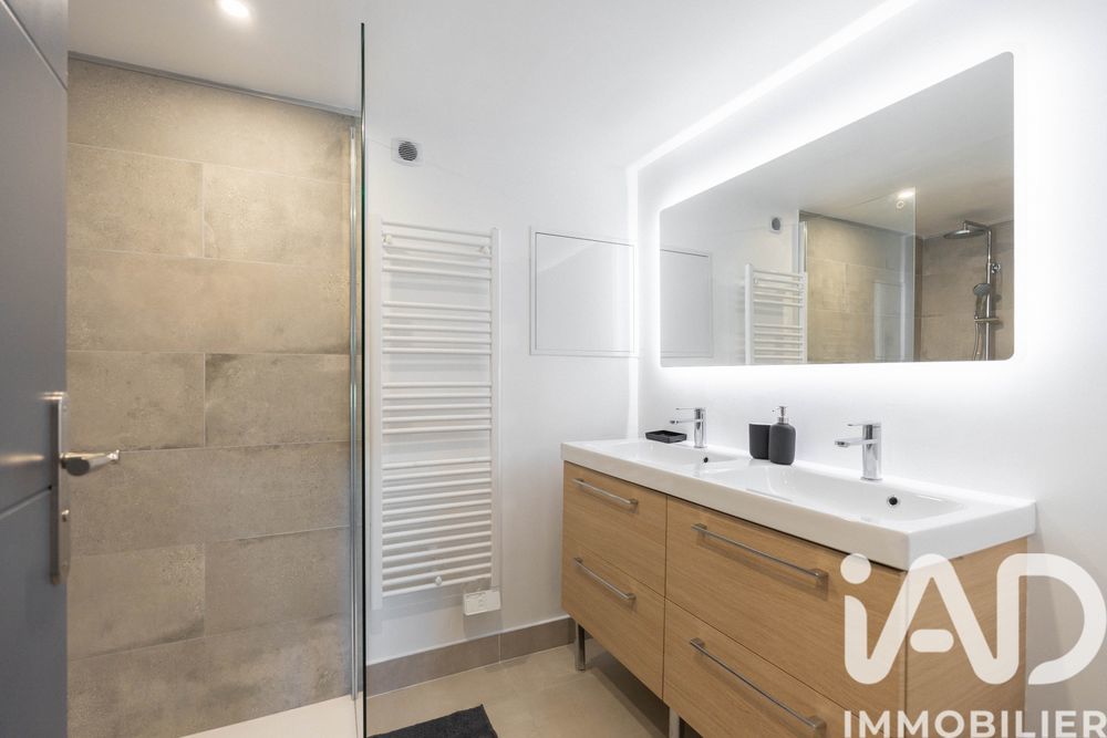 � vendre  Maison Mimet (13105)