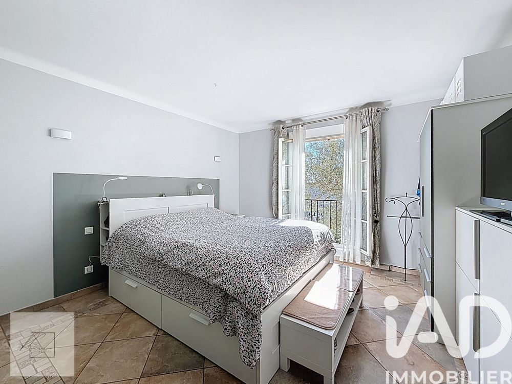 � vendre  Maison Montauroux (83440)