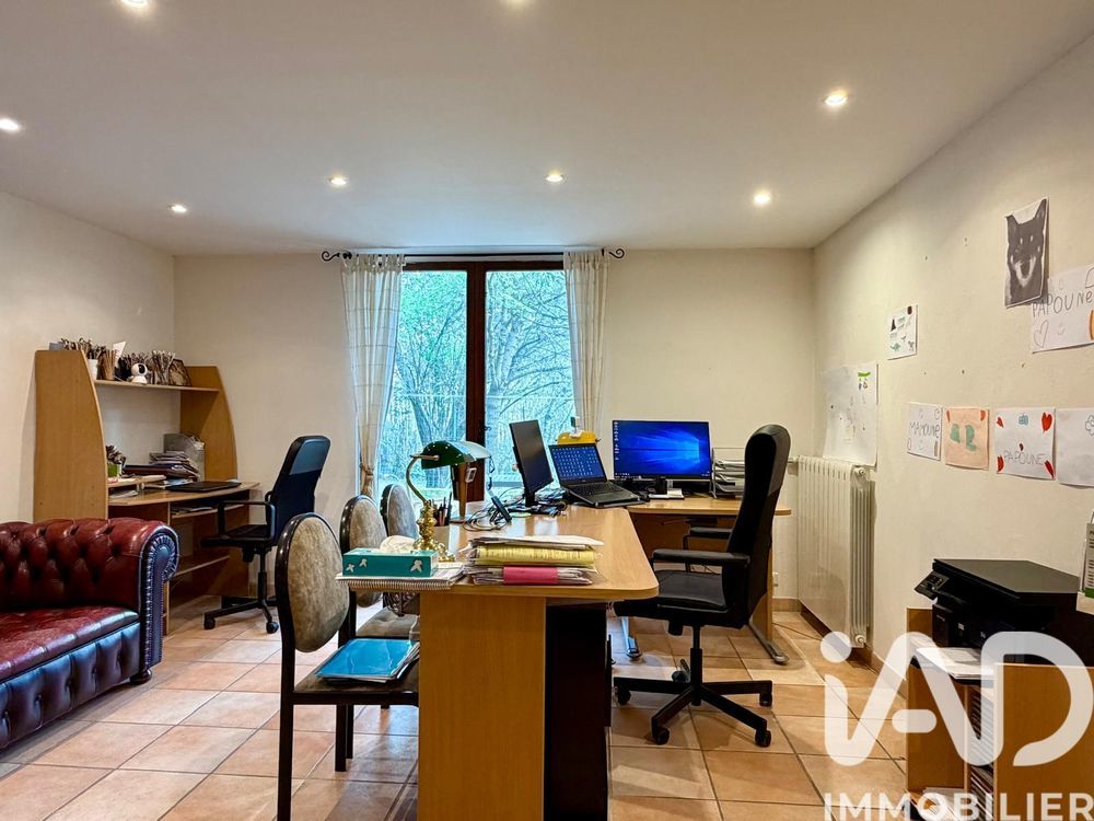 � vendre  Maison Aubagne (13400)