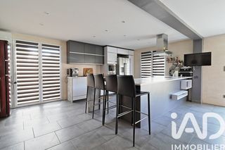  Maison � vendre 7 pi�ces 195 m�