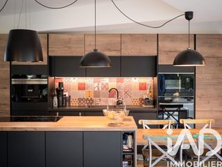  Villa � vendre 9 pi�ces 232 m�