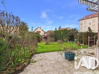  Immeuble � vendre 204 m�