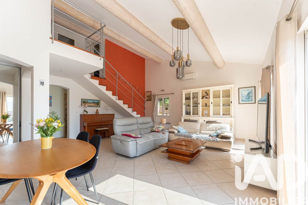 � vendre  Maison Saint-Cyr-sur-Mer (83270)