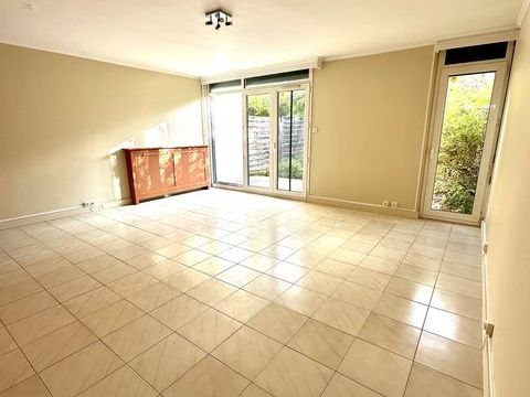   Location Duplex 3 pi�ces Appartement - 3 pi�ce(s) - 75 m�
