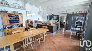  Maison � vendre 9 pi�ces 305 m�