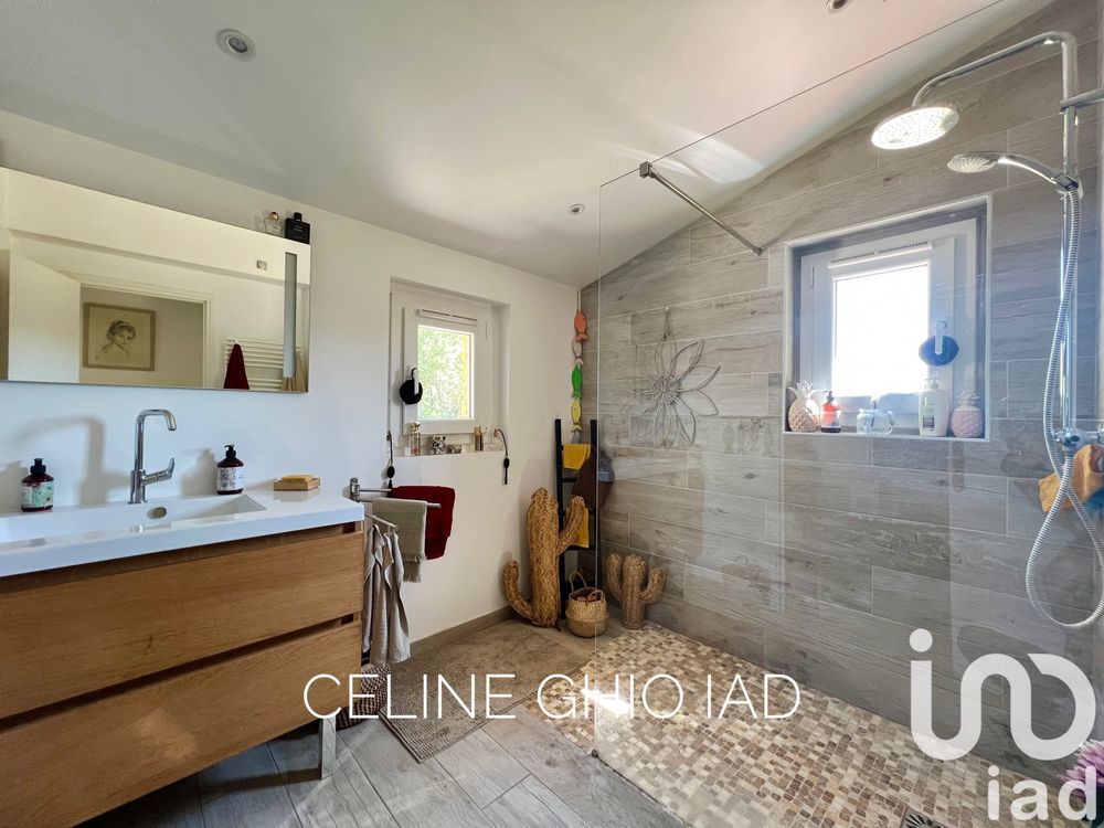 � vendre  Maison La Cadi�re-d'Azur (83740)