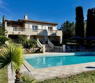  Maison � vendre 8 pi�ces 203 m�