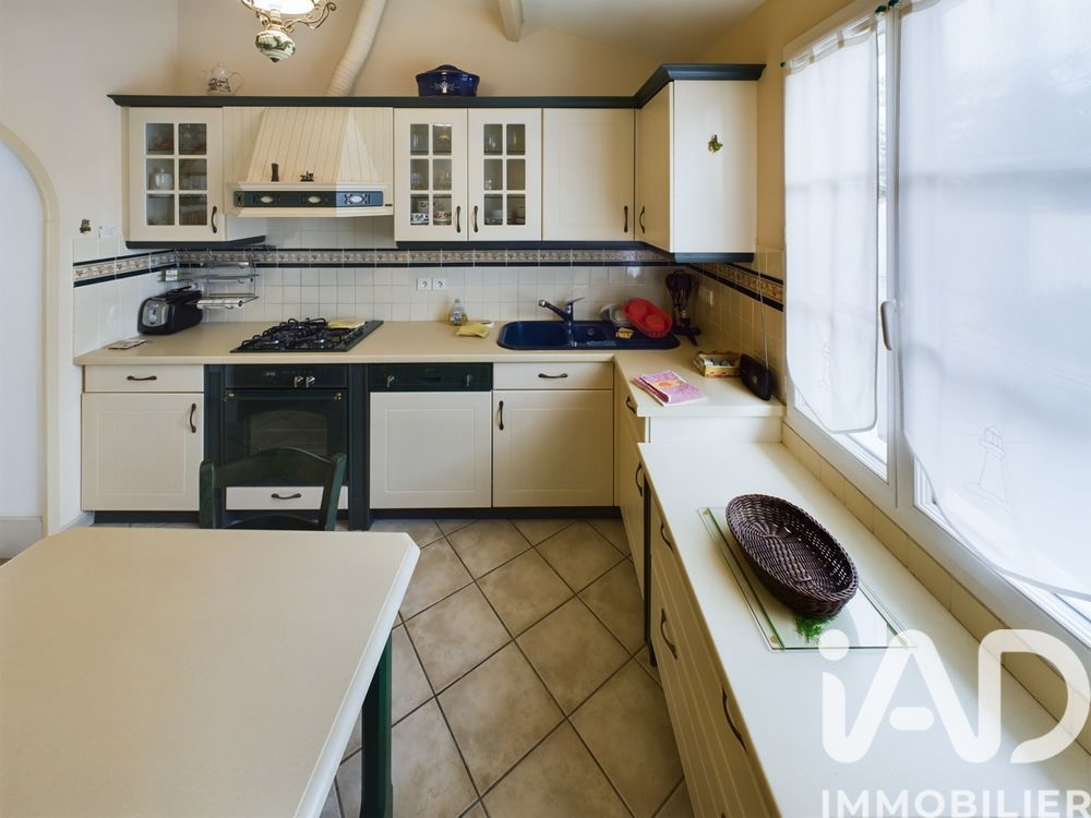 � vendre  Maison Loix (17111)