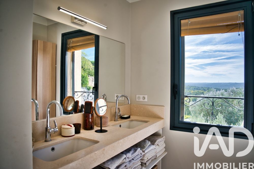 � vendre  Maison Uz�s (30700)