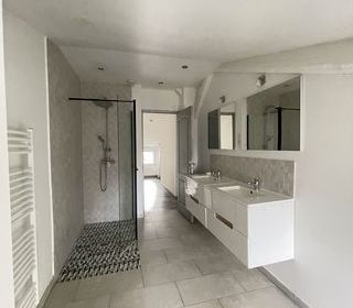  Appartement � vendre 3 pi�ces 81 m�