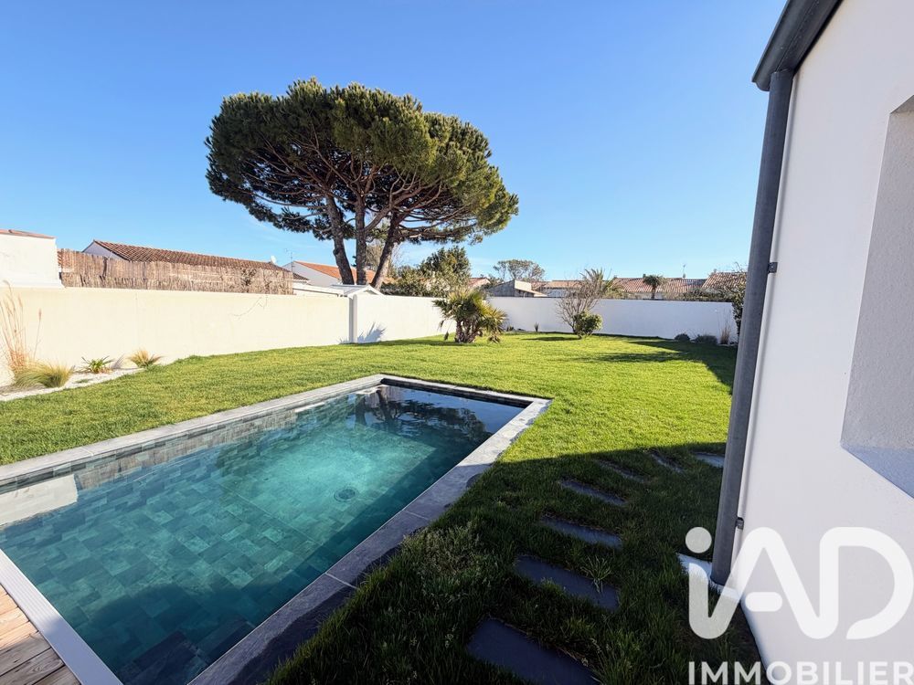 � vendre  Maison Sainte-Marie-de-R� (17740)