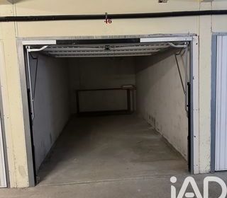  Parking / Garage � vendre 12 m�