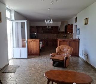  Maison � vendre 4 pi�ces 136 m�