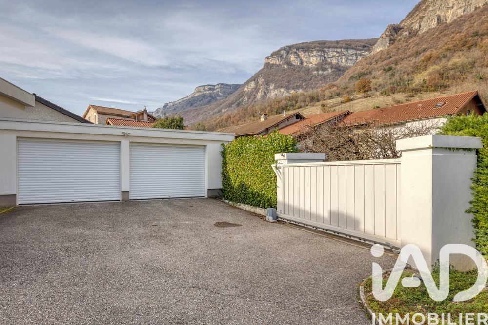 � vendre  Villa Crolles (38920)