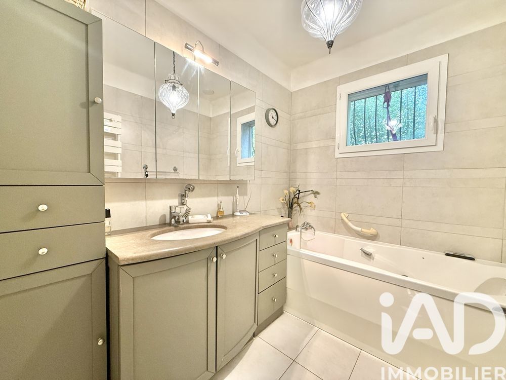 � vendre  Maison Tourrettes-sur-Loup (06140)