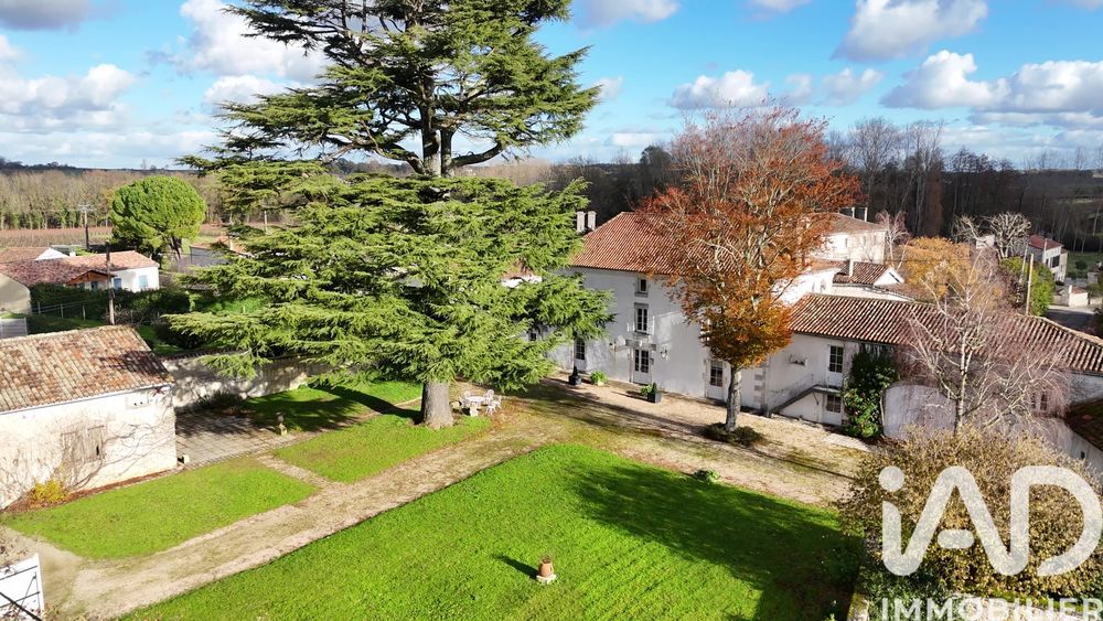 � vendre  Maison Bourg-Charente (16200)