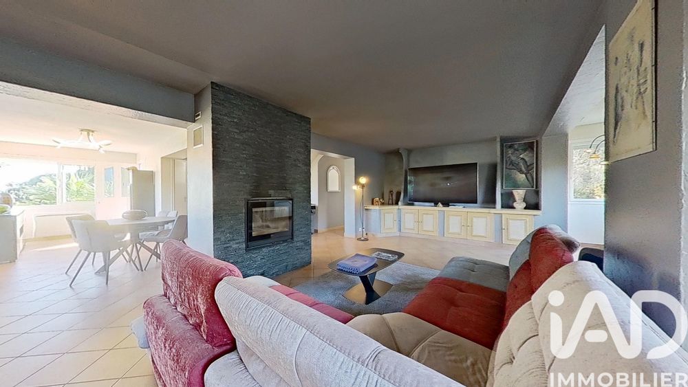 � vendre  Maison Roquebrune-sur-Argens (83520)