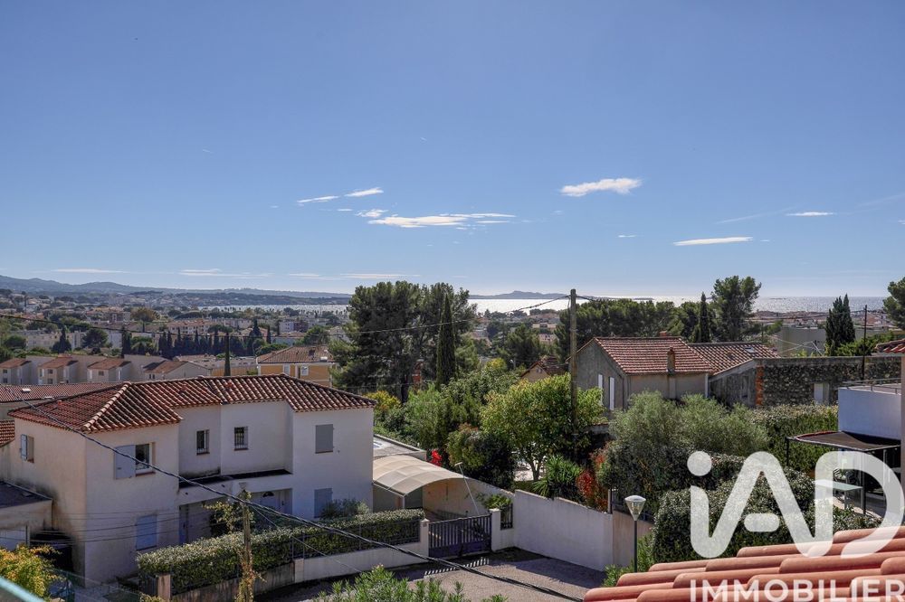 � vendre  Appartement Sanary-sur-Mer (83110)