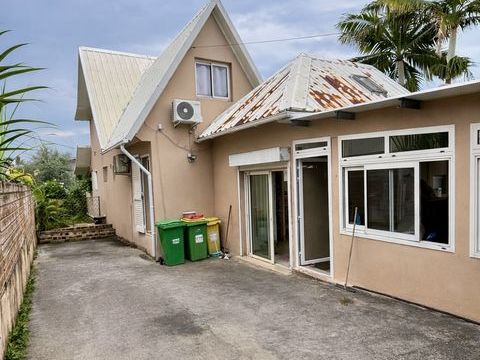   Vente Maison/villa 6 pi�ces Maison - 6 pi�ce(s) - 125 m�