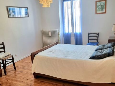   Vente Maison de village 6 pi�ces Maison - 6 pi�ce(s) - 158 m�