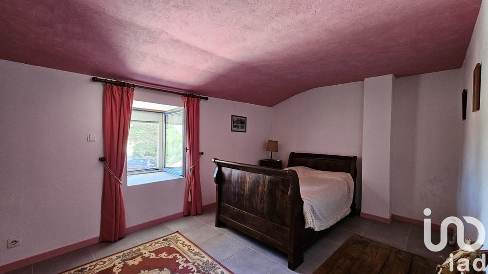 � vendre  Maison Villefagnan (16240)