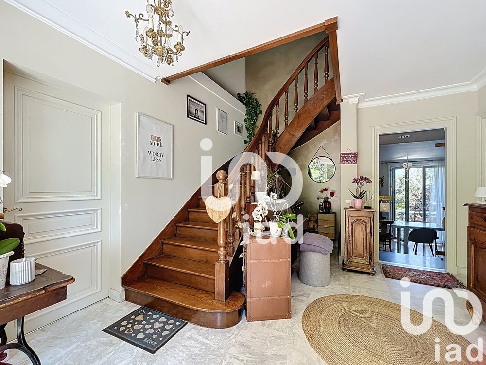 � vendre  Villa Lons-le-Saunier (39000)