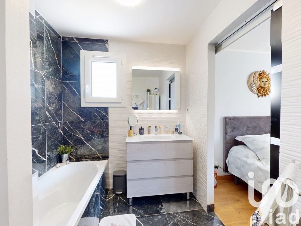 � vendre  Maison Marseille 11