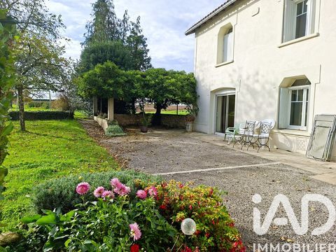   Vente Domaine 8 pi�ces Maison - 8 pi�ce(s) - 212 m�