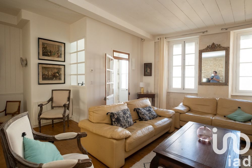 � vendre  Maison Saint-Martin-de-R� (17410)