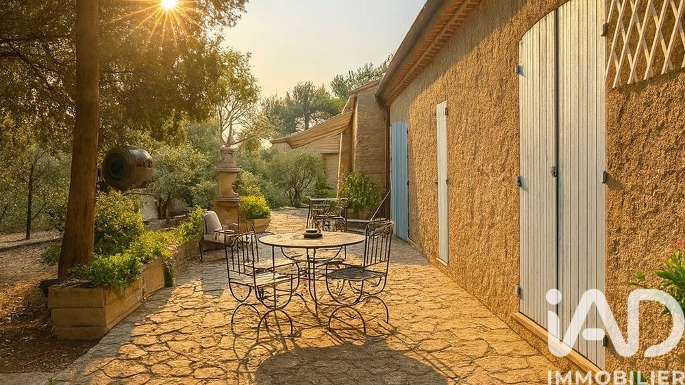 � vendre  Maison Grans (13450)