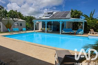  Maison � vendre 15 + pi�ces 220 m�