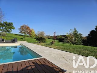  Maison � vendre 6 pi�ces 210 m�