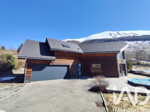   Vente Maison d'architecte 6 pi�ces Villa - 6 pi�ce(s) - 167 m�