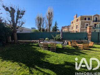  Maison � vendre 9 pi�ces 165 m�