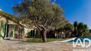  Maison � vendre 7 pi�ces 204 m�