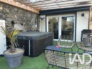  Maison � vendre 8 pi�ces 234 m�