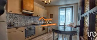  Immeuble � vendre 136 m�