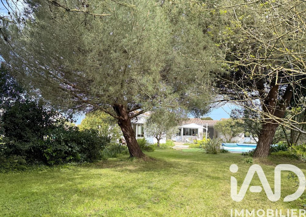 � vendre  Maison Loix (17111)