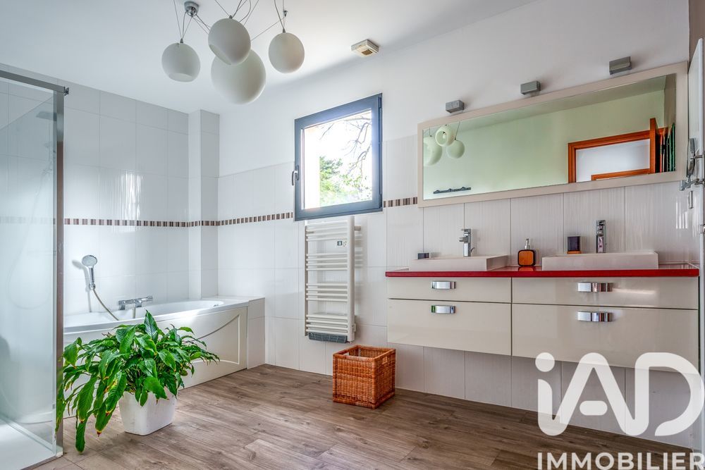 � vendre  Maison Saint-Cyr-sur-Loire (37540)