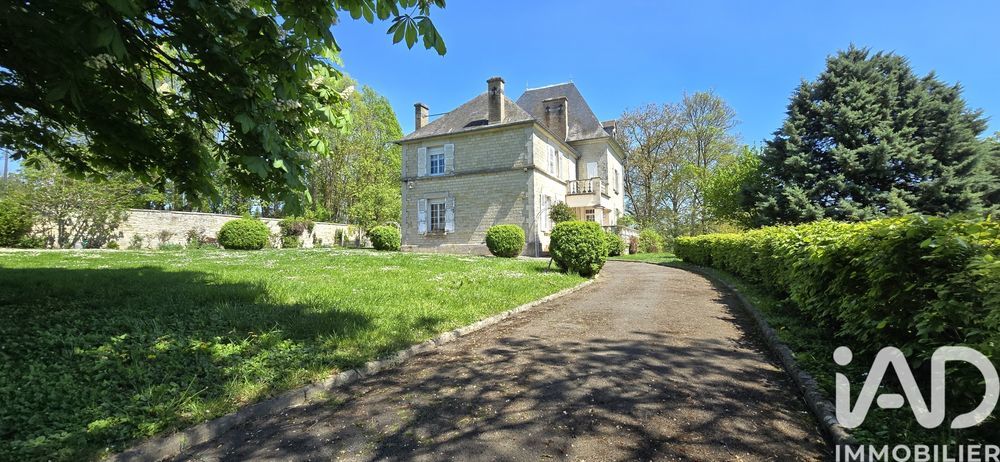 � vendre  Propri�t�/ch�teau Chamouille (02860)