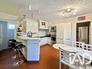  Maison � vendre 5 pi�ces 200 m�