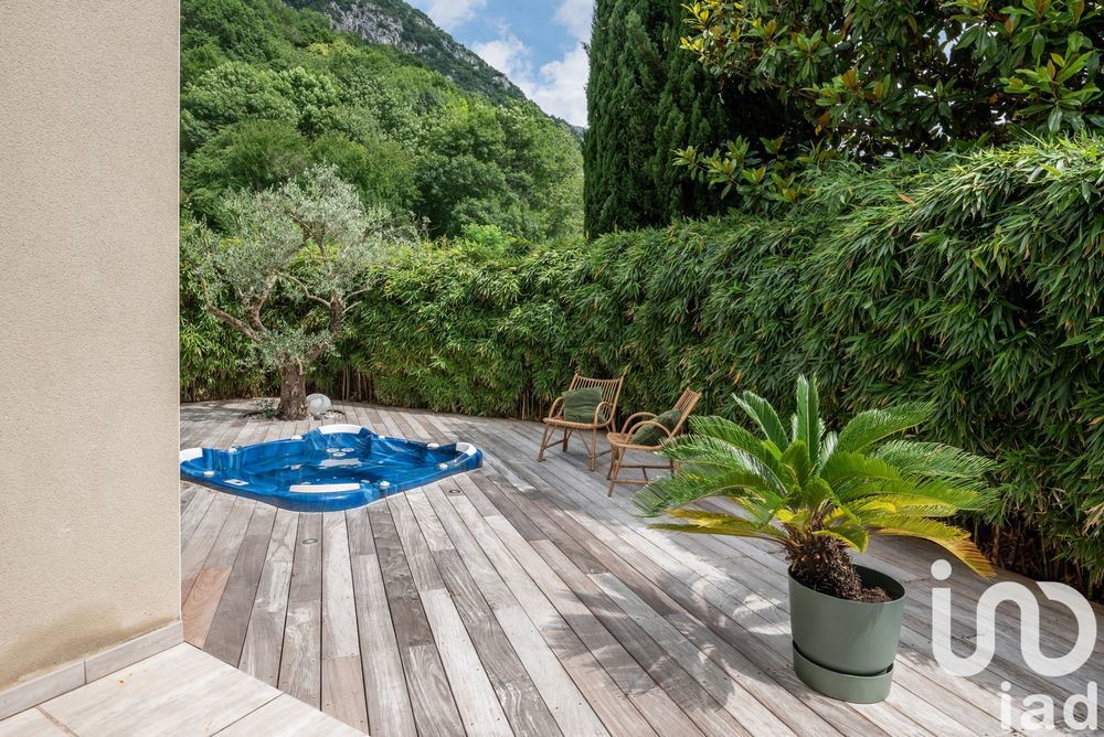 � vendre  Villa Fontanil-Cornillon (38120)