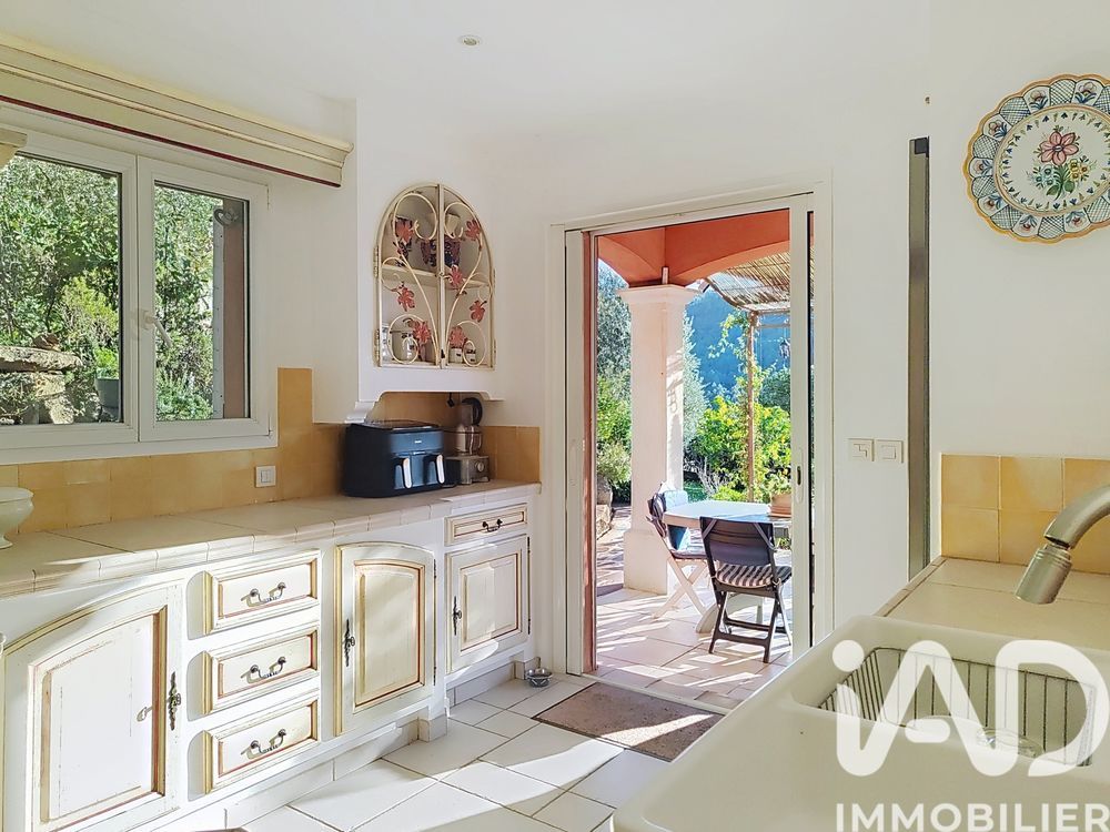 � vendre  Maison Les Adrets-de-l'Est�rel (83600)