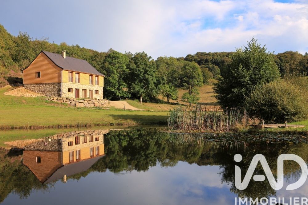 � vendre  Maison Champs-sur-Tarentaine-Marchal (15270)