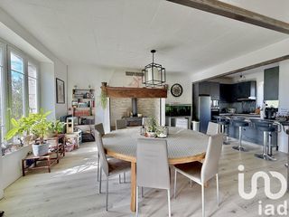  Maison � vendre 8 pi�ces 240 m�