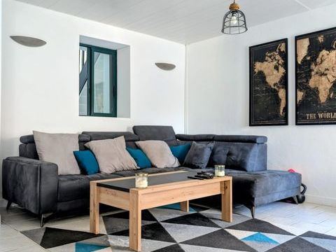   Vente Maison de village 5 pi�ces Maison - 5 pi�ce(s) - 152 m�