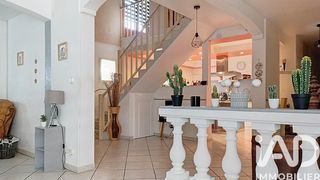  Maison � vendre 9 pi�ces 244 m�