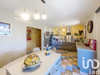  Maison � vendre 9 pi�ces 242 m�