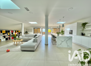  Appartement � vendre 3 pi�ces 220 m�