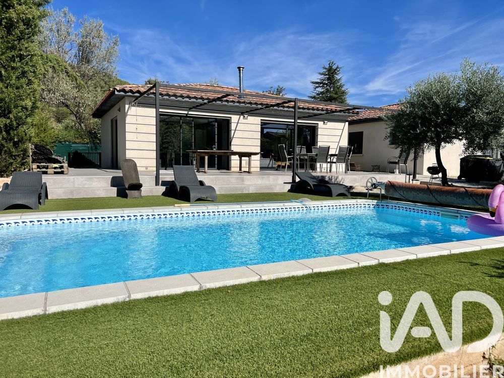 � vendre  Maison Saint-Zacharie (83640)